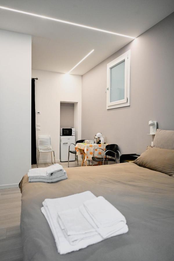 Cozy Studio Downtown Appartement Bassano del Grappa Buitenkant foto